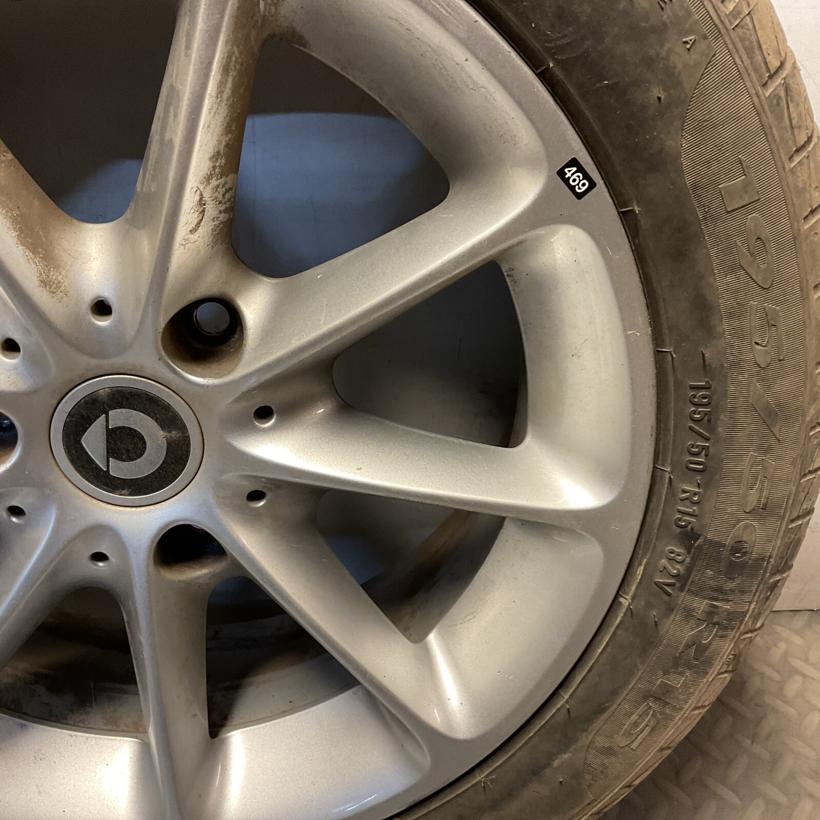 Smart ForTwo 451 Rear Wheel A4514010502 (marks) Image 3