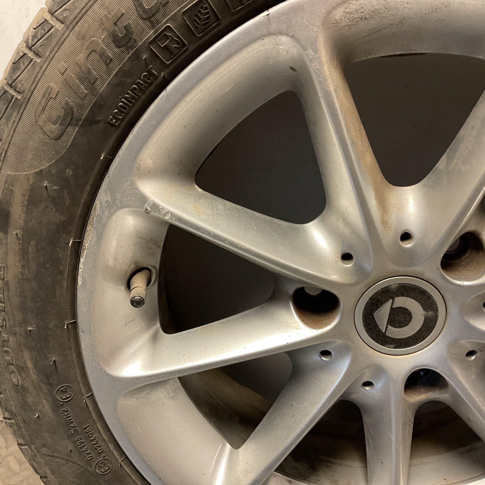 Smart ForTwo 451 Rear Wheel A4514010502 (marks) Image 5