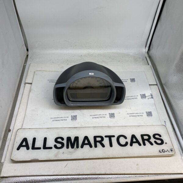 2007 2014 MK1 SMART FORTWO COUPE SPEEDOMETER 1 0 PETROL AUTOMATIC A4515405947
