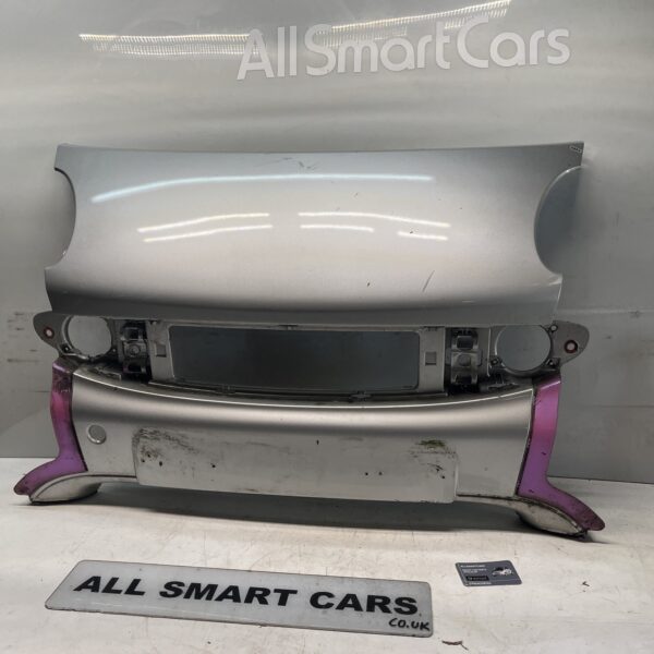 SMART FORTWO 450 FRONT BUMPER (CENTRE MIDDLE PANEL) IN SILVER (2002 2007)crack