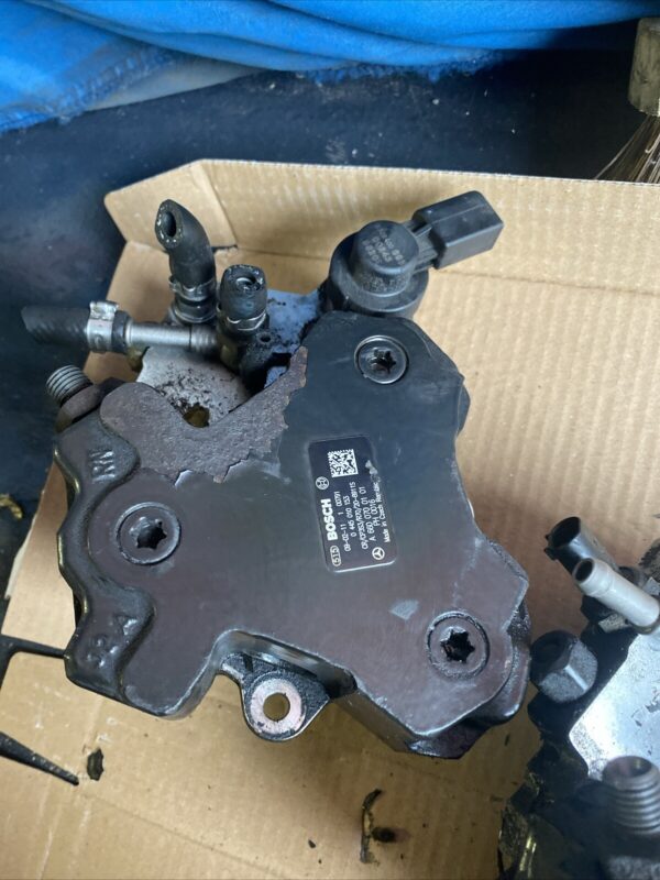 SMART FORTWO HIGH PRESSURE FUEL INJECTION PUMP A6600700101 MK2 2007  2014