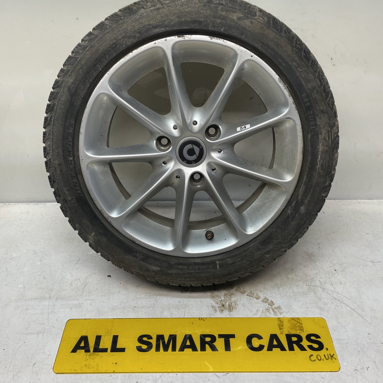 Smart ForTwo 451 Rear Wheel A4514010502 (marks)