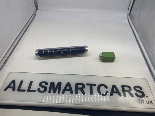SMART CAR 451 FORTWO 2007 2014 HEATED SEAT SWITCH PANEL WITH GREEN RELAY