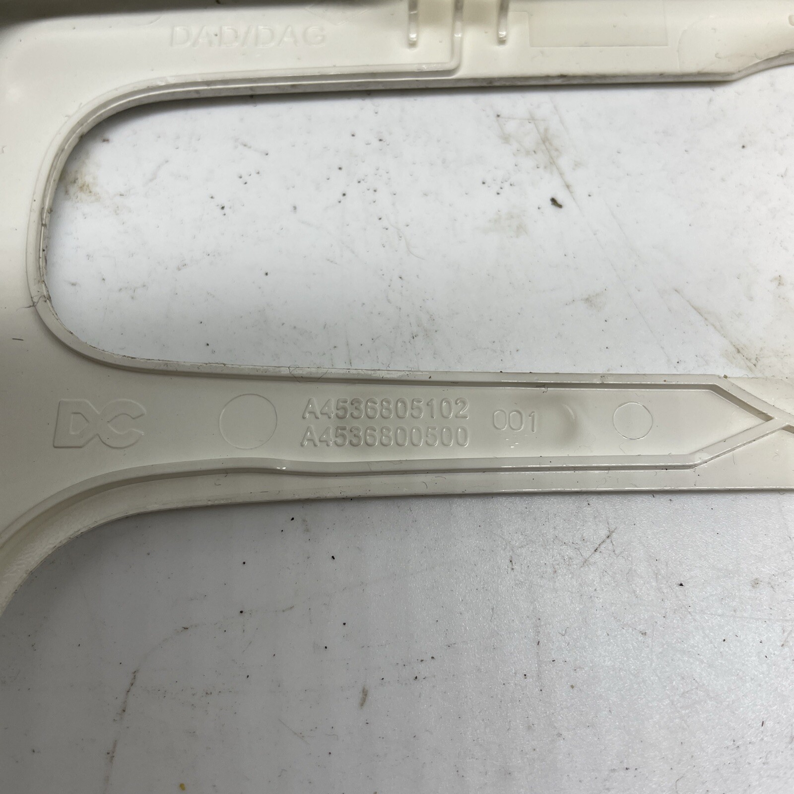 SMART FORFOUR A453 15 ON DASH STEREO SURROUND TRIM A4536805102 21096 Image 4