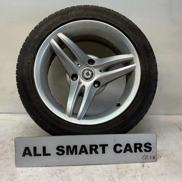 SMART FORTWO 450 WHEEL REAR STRIKELINE 0011485V001