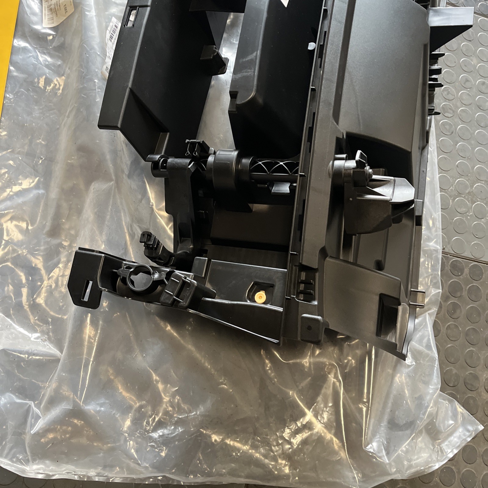 A4538804605 Bumper Carrier New genuine Smart part Image 5