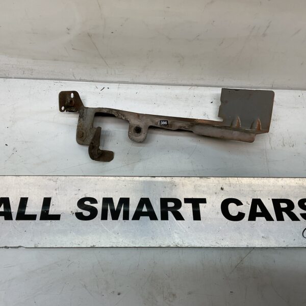 GENUINE SMART FORFOUR 2014 2021 WING BRACKET FRONT LEFT 631431403R