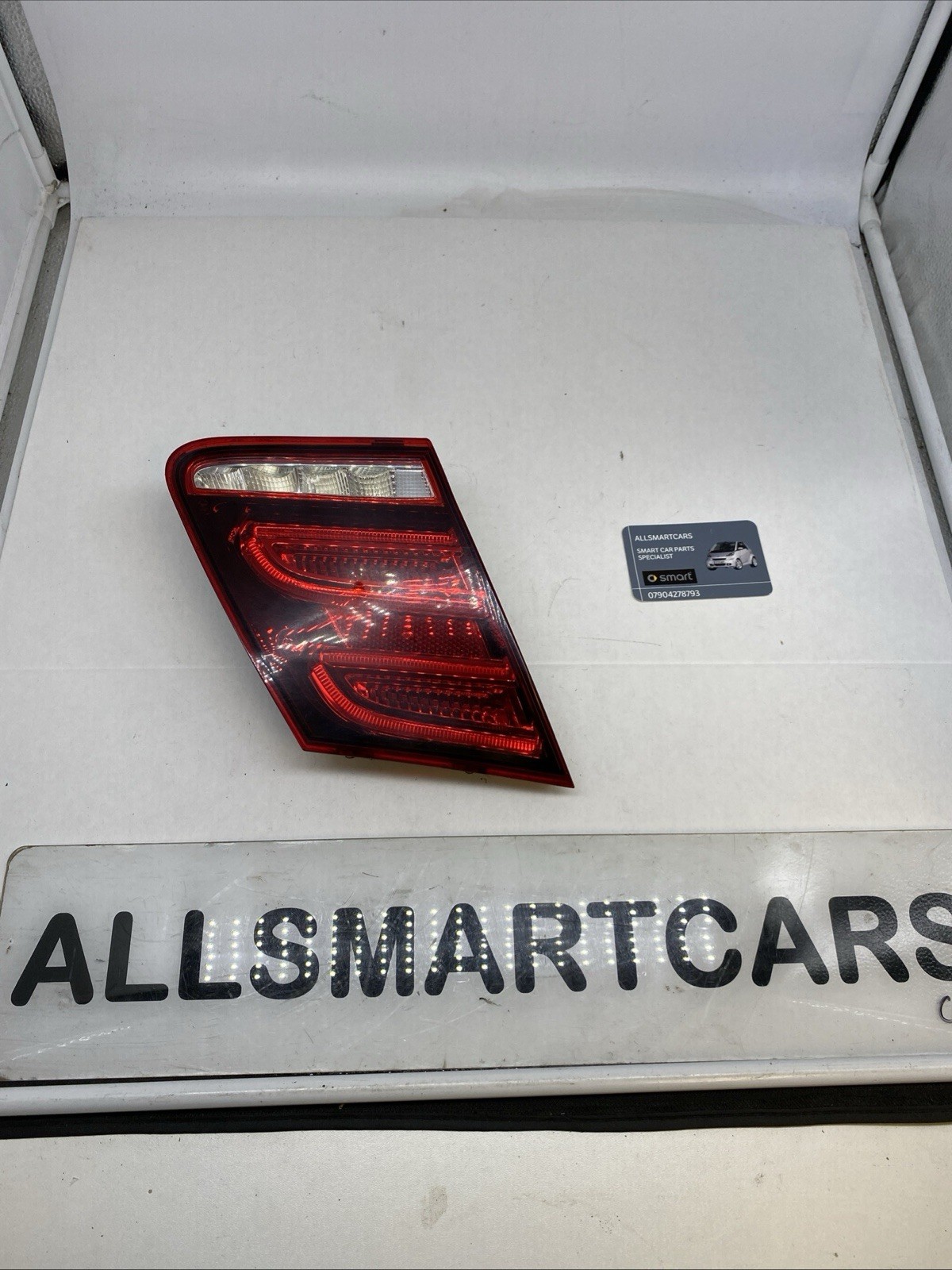 MERCEDES BENZ E CLASS W212 2013 2016 NS REAR LEFT SIDE TAIL LIGHT A046318 613000
