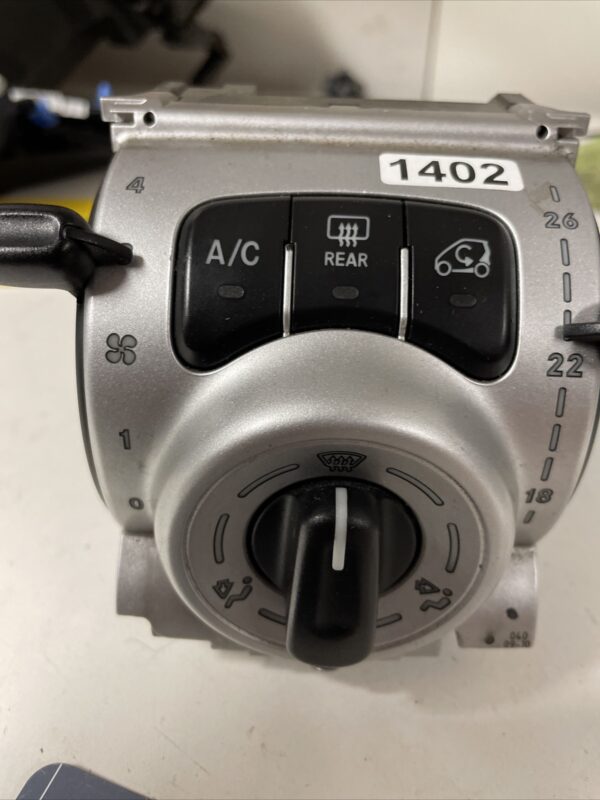 SMART-451-FORTWO-07-10-HEATER-CLIMATE-CONTROL-PANEL-A4519007100V001-155908700039-2 SMART 451 FORTWO 07 10 HEATER CLIMATE CONTROL PANEL A4519007100V001 155908700039 2