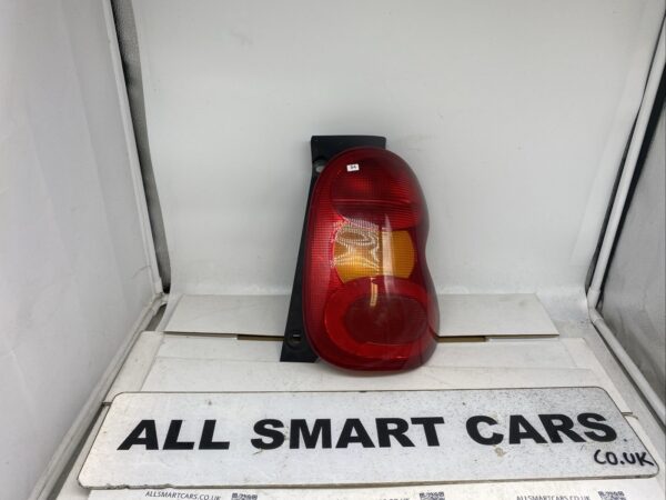 SMART CAR 450 FORTWO CABRIO 1998 2006 OSR DRIVERS SIDE RIGHT REAR TAIL LIGHT
