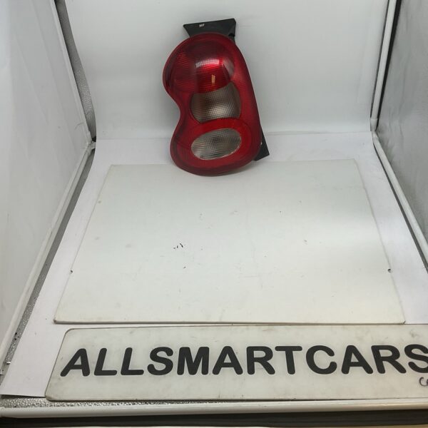 SMART FORTWO 450 Cabriolet Passenger Side Rear Light Cluster 2002 2007