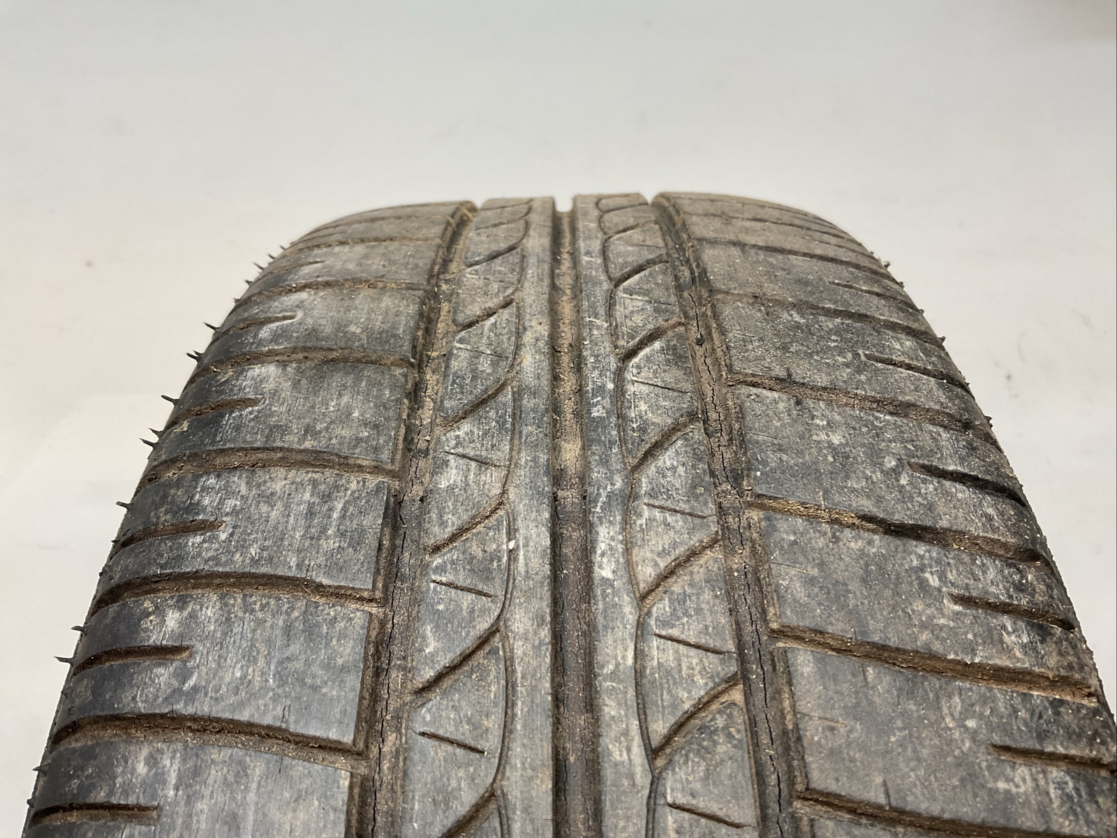 SMART FORTWO 450 REAR ALLOY WHEEL & TYRE 175/55/15 0015426V001 2000 14 Image 4