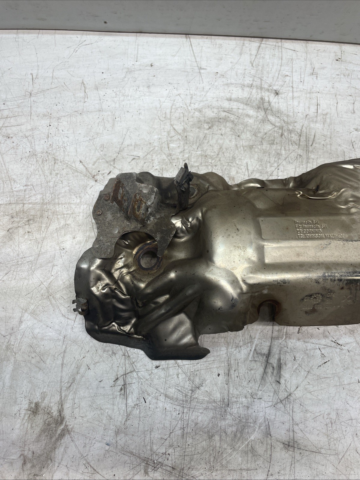 Smart ForFour TURBO W453 2015 Catalytic Converter Heat Shield (Top Piece) Image 5