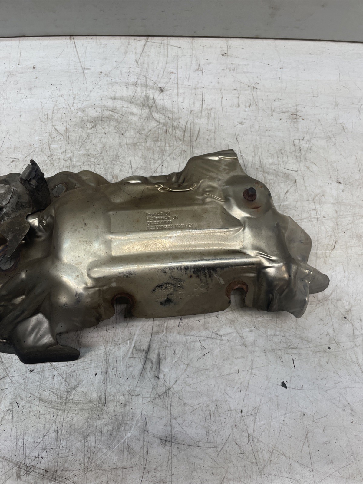 Smart ForFour TURBO W453 2015 Catalytic Converter Heat Shield (Top Piece) Image 6